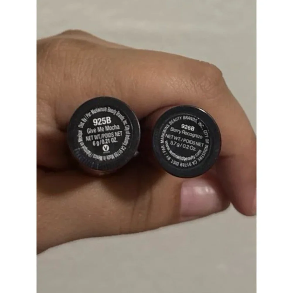 Wet n wild megalast liquid catsuit Give Me Mocha and berry recognize